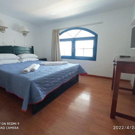 Blue Sky Aparts Livadia  Exterior foto
